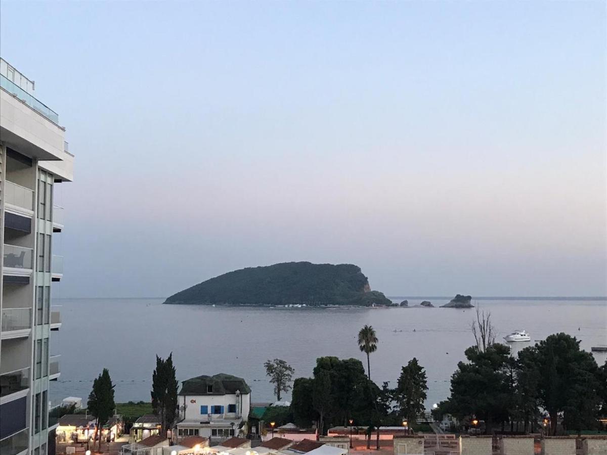 Luxury Apartments Mia Budva Bagian luar foto