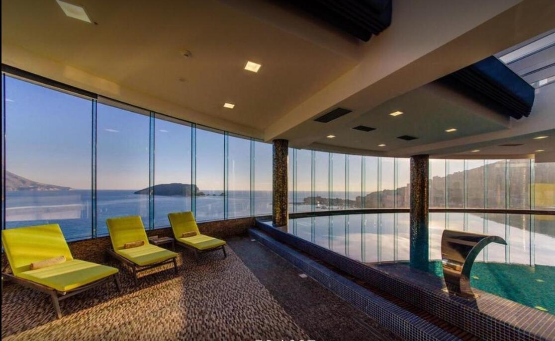 Luxury Apartments Mia Budva Bagian luar foto