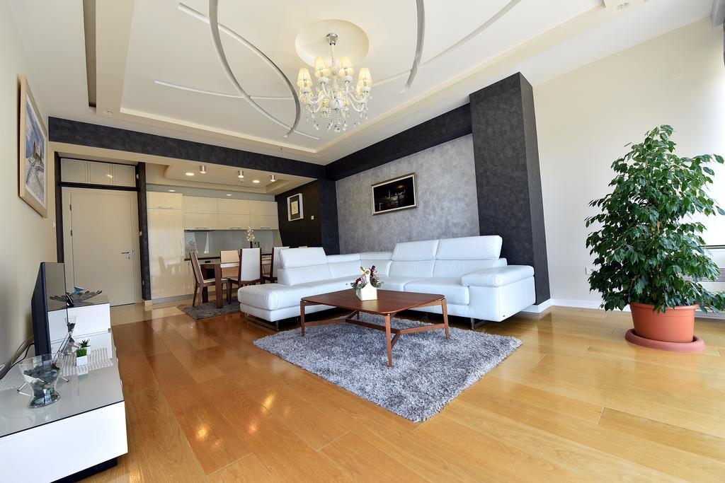 Luxury Apartments Mia Budva Bagian luar foto
