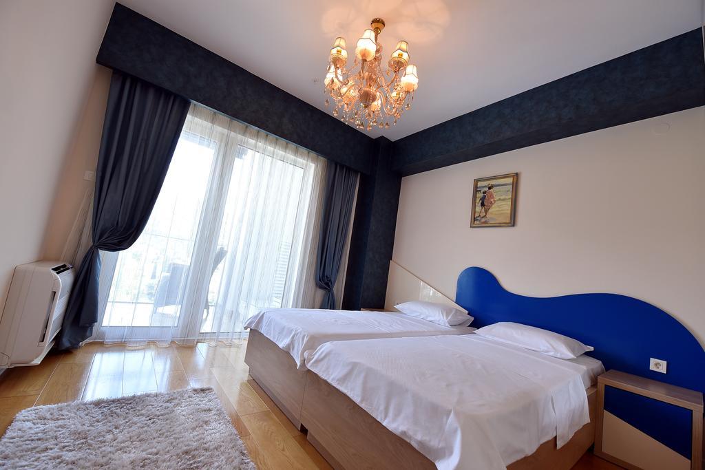 Luxury Apartments Mia Budva Bagian luar foto