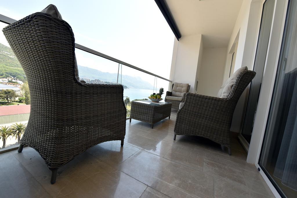Luxury Apartments Mia Budva Bagian luar foto