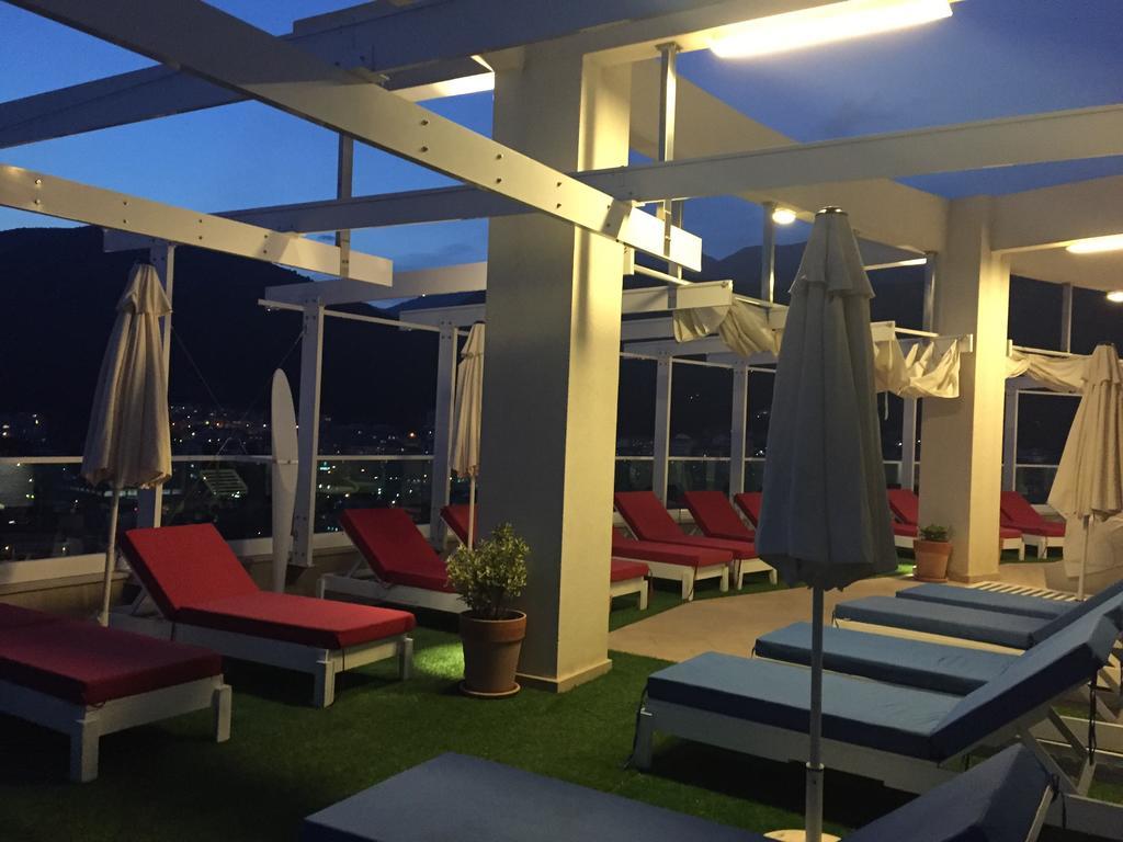 Luxury Apartments Mia Budva Bagian luar foto