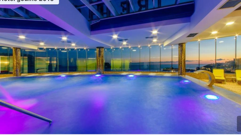 Luxury Apartments Mia Budva Bagian luar foto